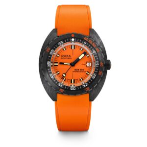DOXA SUB 300 Carbon Professional
